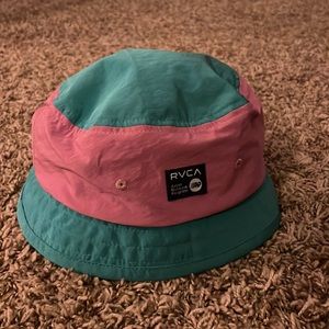 RVCA bucket hat